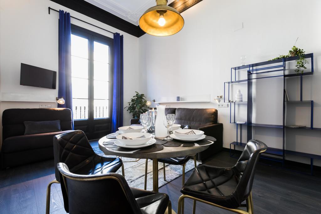 El Consell By The Streets Apartment Барселона Екстериор снимка