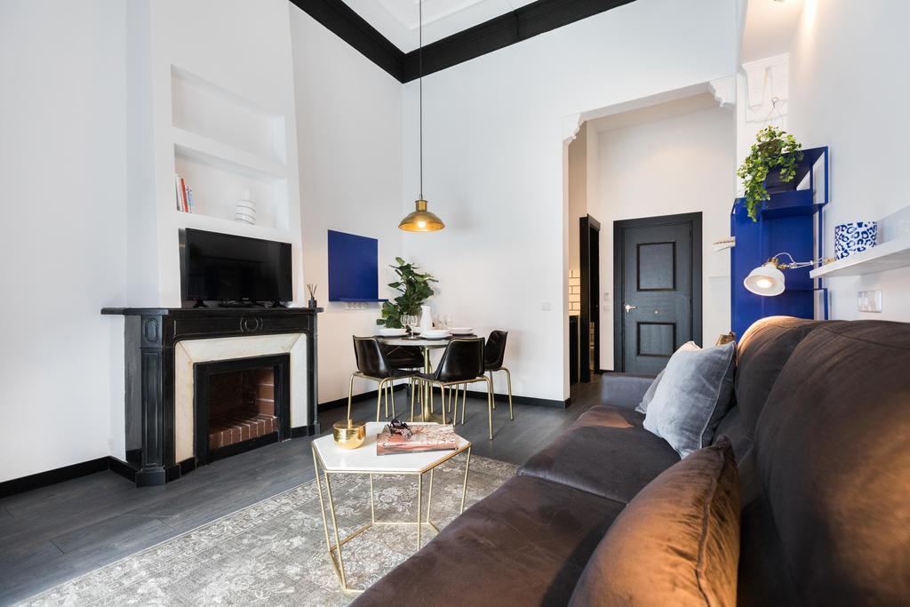 El Consell By The Streets Apartment Барселона Екстериор снимка