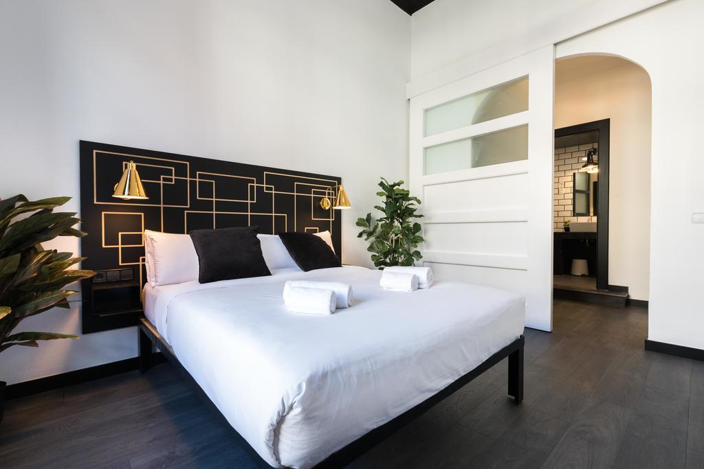 El Consell By The Streets Apartment Барселона Екстериор снимка