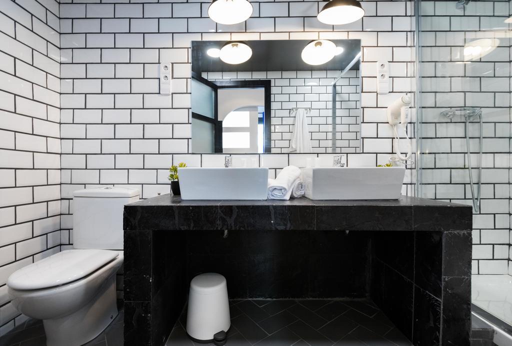 El Consell By The Streets Apartment Барселона Екстериор снимка