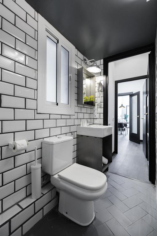 El Consell By The Streets Apartment Барселона Екстериор снимка
