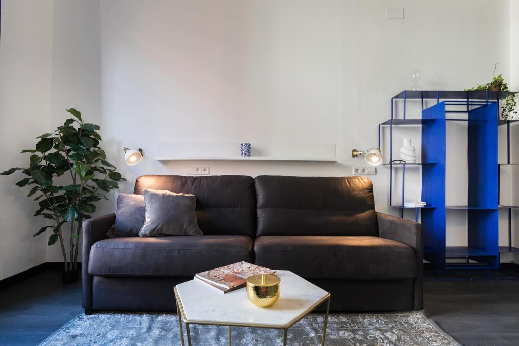 El Consell By The Streets Apartment Барселона Екстериор снимка