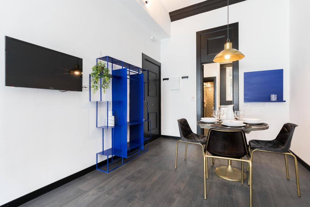 El Consell By The Streets Apartment Барселона Екстериор снимка